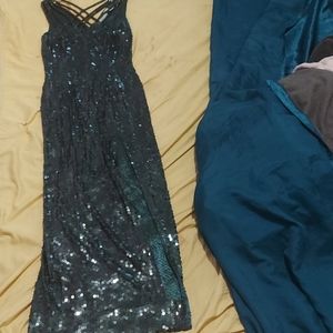 Niteline Della Roufogali, long green sequin dress